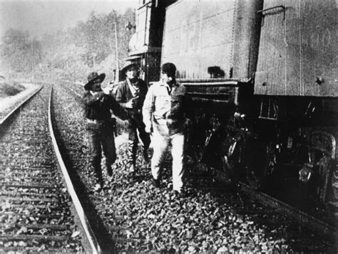 The Great Train Robbery – Eksplozja Aktów Walki i Pionierzy Kinematografii!